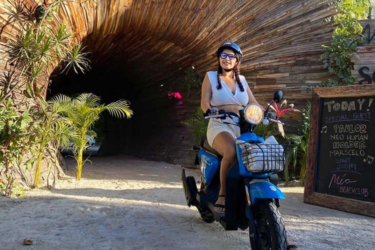 Scooter Italika D150LT Weego! Scooter & ATV Rental Tulum